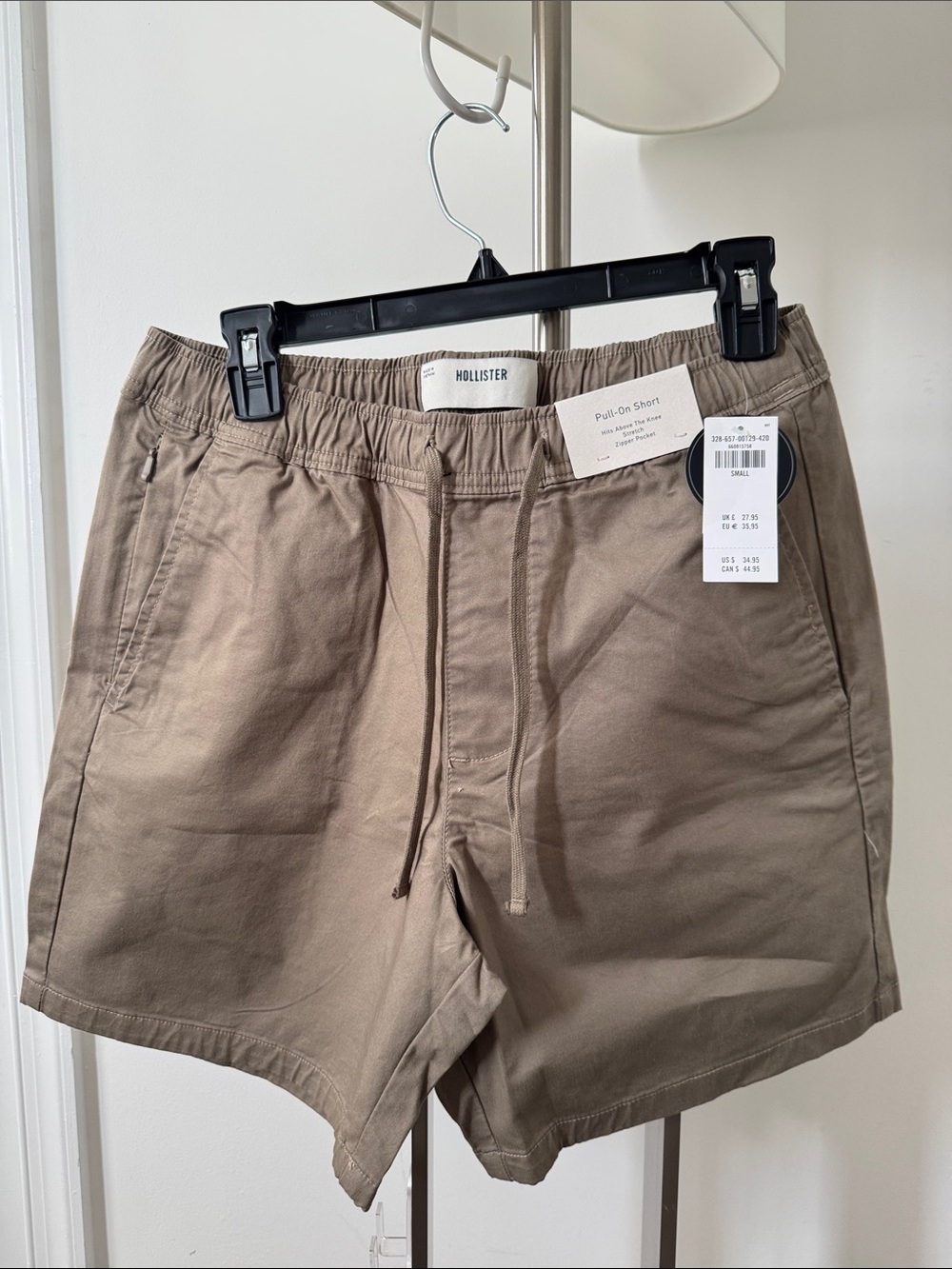 Hollister Men's Pull-On Shorts in Taupe Brown